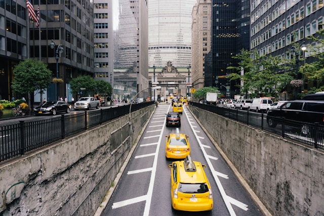 Navigating the Concrete Jungle: A Guide to Self-Parking in California